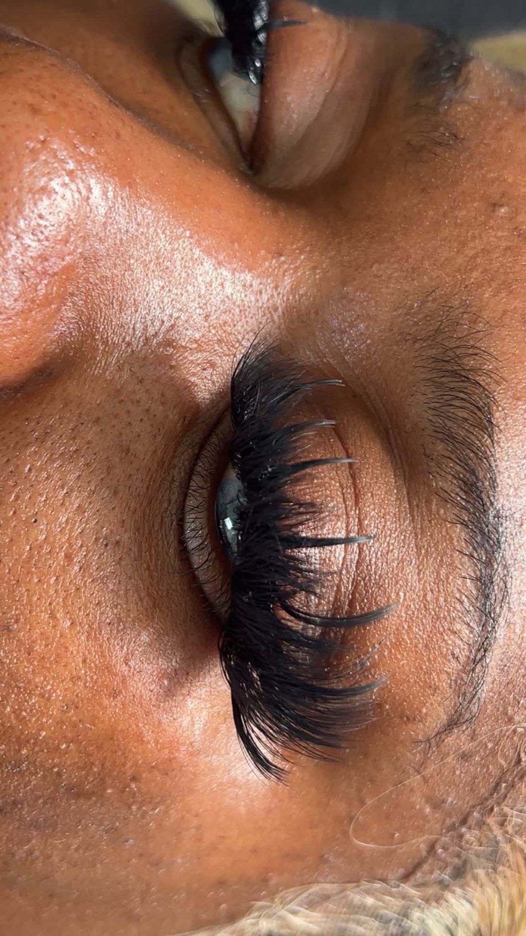 Cluster Lashes + Spikes